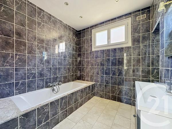 Maison à vendre  5 pièces - 103,02 m 2   NOYON  - 60