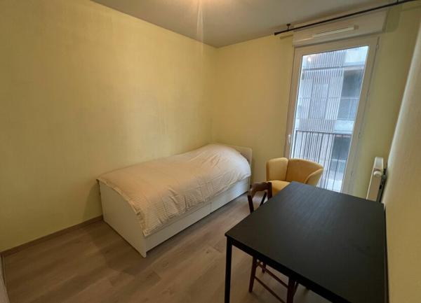 Appartement à louer    4 pièces • 79,30 m2 Bordeaux