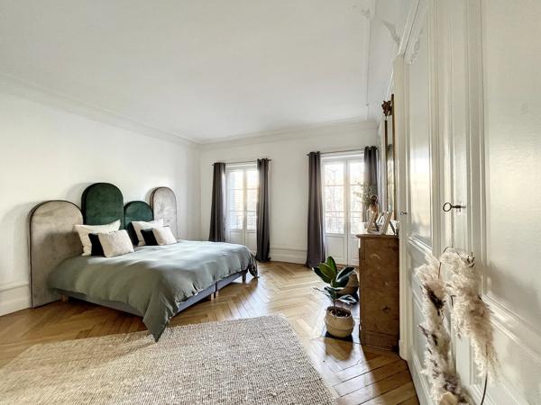 T4 NON MEUBLE _ SECTEUR EDGAR QUINET