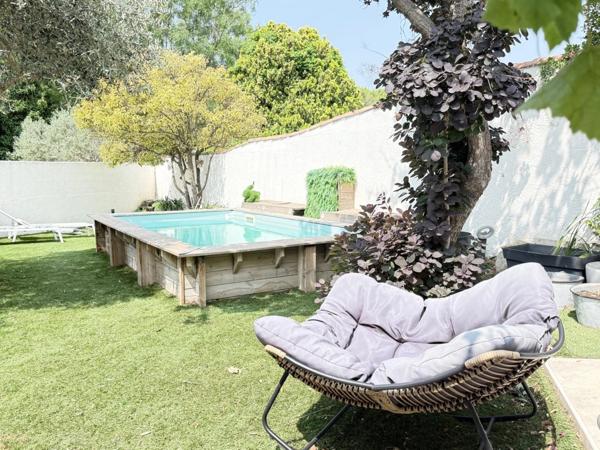 Maison familiale à vendre 5 pièces FOS SUR MER (13) Cheminée 110 m2 sur un terrain de 300 M2 - Piscine