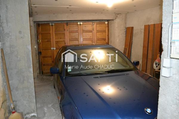 Immeuble 415 m2 avec local commercial libre