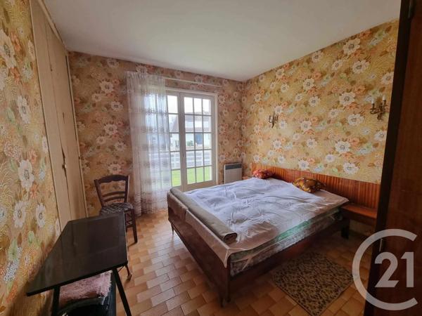 Maison à vendre  4 pièces - 95,66 m 2   NESLE  - 80
