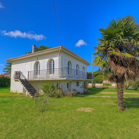 MAISON à VAUX SUR MER