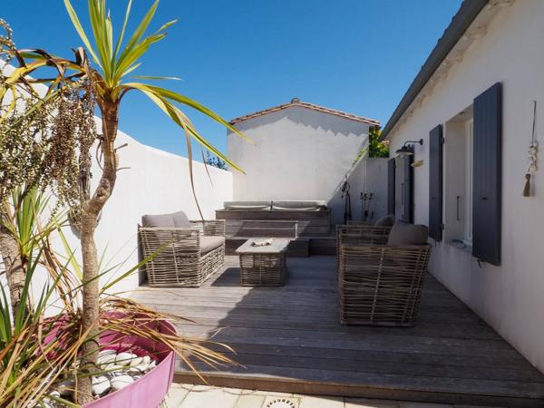LE BOIS PLAGE EN RE - Proche centre village