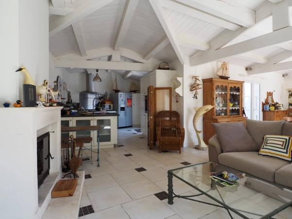 LE BOIS PLAGE EN RE - Proche centre village