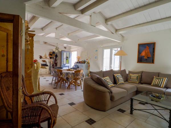 LE BOIS PLAGE EN RE - Proche centre village