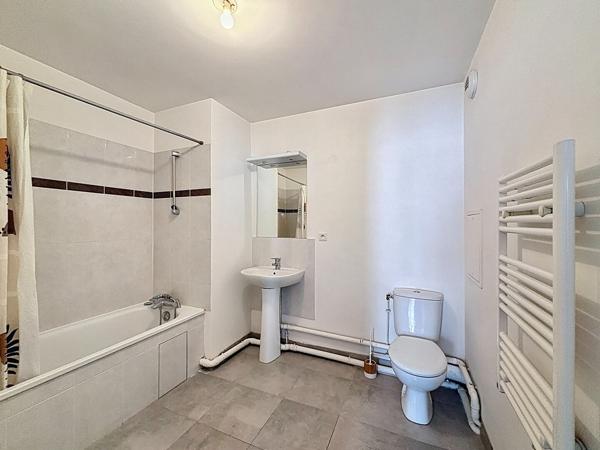 Appartement F2 quartier Luxembourg à 5min de la. gare