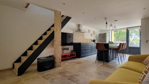 Maison en pierres pleine de charme