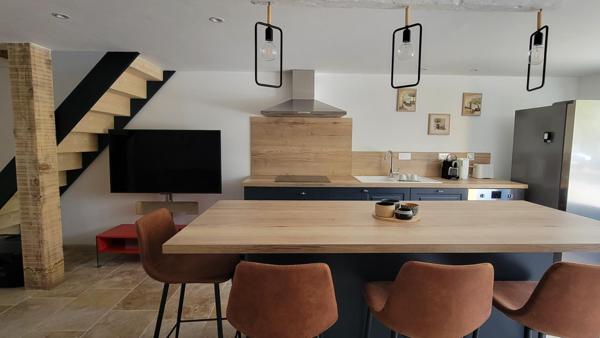 Maison en pierres pleine de charme