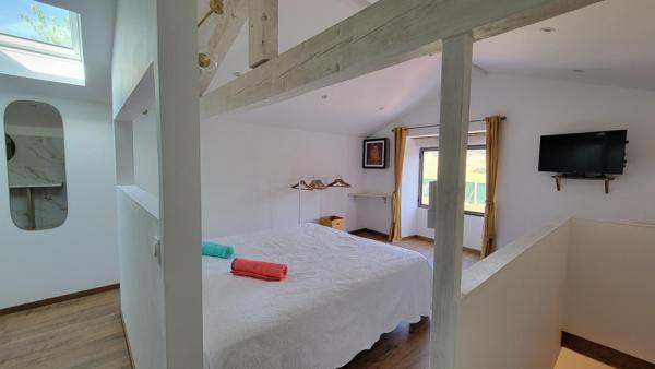 Maison en pierres pleine de charme