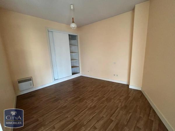 Appartement à louer 1 pièce 33.39m² Niort (79000)