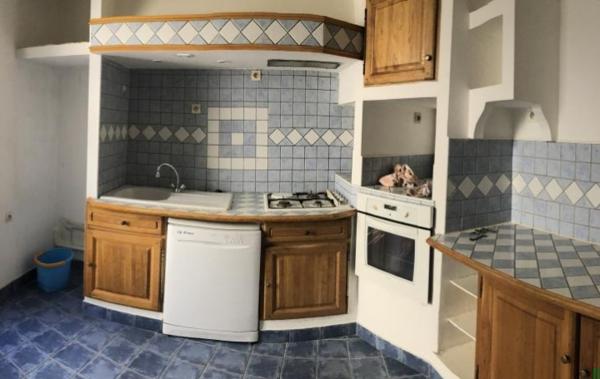 Vente Immeuble 2 appartements + garages à rafraîchir Saint-ambroix   