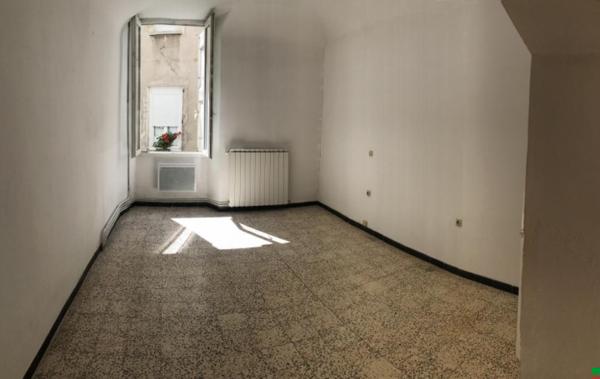 Vente Immeuble 2 appartements + garages à rafraîchir Saint-ambroix   