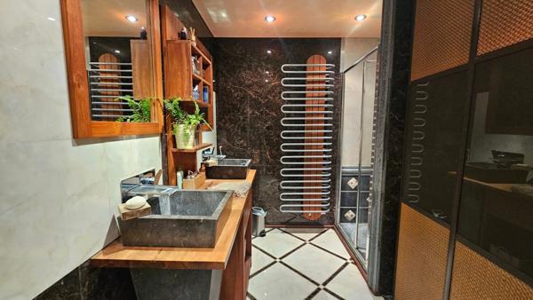 Magnifique Maison 164 m2 - 4 Chambres - Jardin - 2 Garages