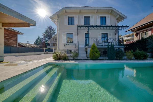 Vente Maison de luxe Annecy 9 Pièces 254 m²