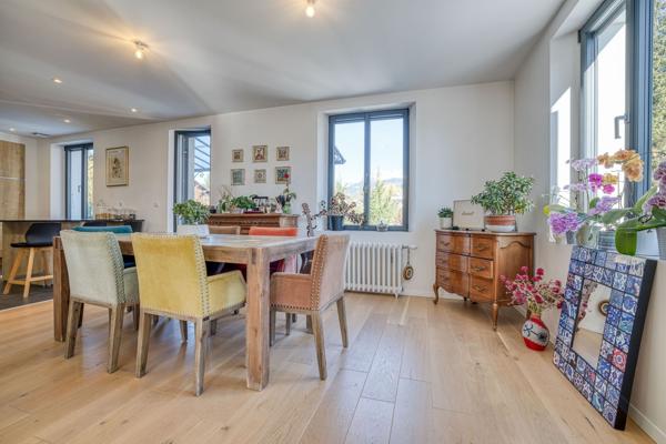 Vente Maison de luxe Annecy 9 Pièces 254 m²