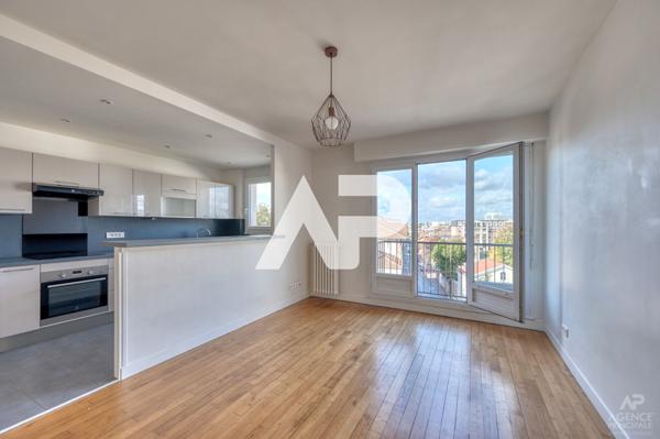 Appartement Rueil Malmaison Centre Ville 2 pièces 54.01 m2 €345 000 ** - Référence 19364