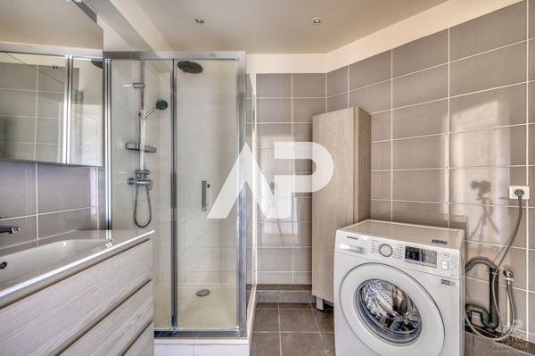 Appartement Rueil Malmaison Centre Ville 2 pièces 54.01 m2 €345 000 ** - Référence 19364