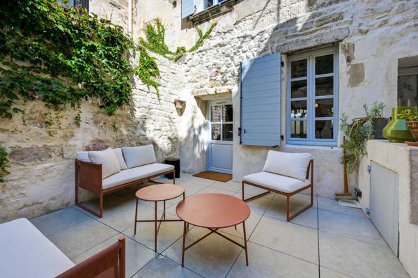 Vente Maison de ville Arles 6 Pièces 92.75 m²