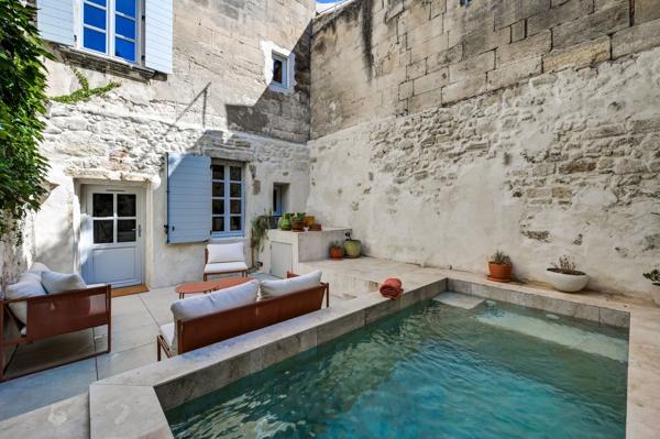 Vente Maison de ville Arles 6 Pièces 92.75 m²