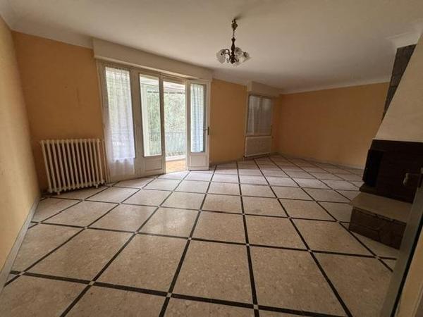 Vente / Maison T4