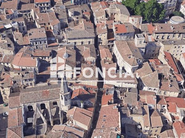 Location Studio 25.85 m² - 13 RUE DE LA BONNETERIE Avignon 84000