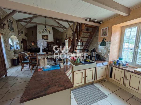 MAISON À VENDRE DE 5 PIÈCES DE 130,00 M²