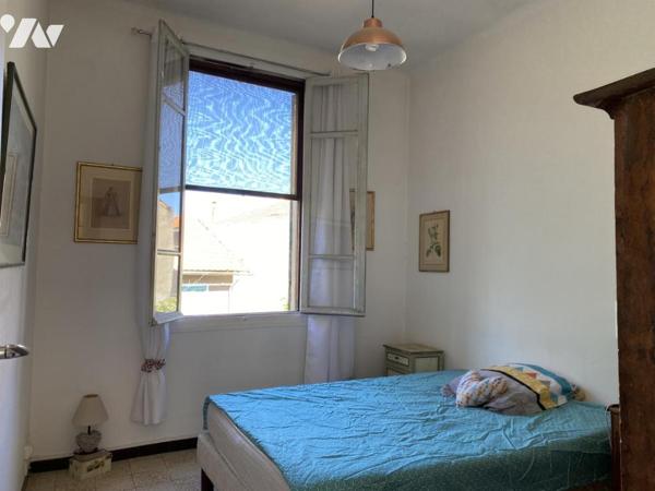 1er étage d'une maison de ville