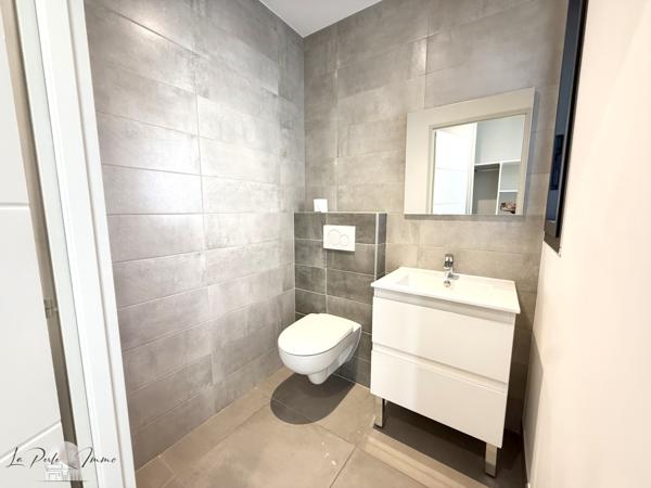 Sainte-Colombe-de-la-Commanderie (66300) VILLA D’ARCHITECTE T5 4 FACES 175 m2