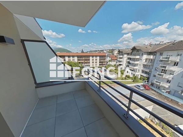 Location Appartement 3 pièces 67.5 m² - Aix Les Bains 73100