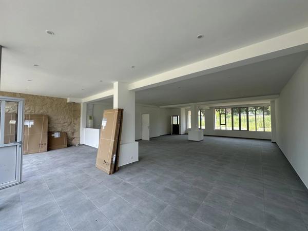 Vente Local commercial 1 pièces 119 m2 à Belle-Église