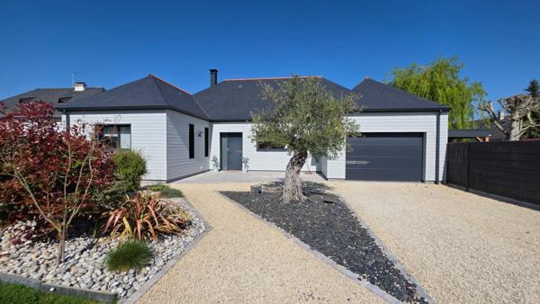 Maison récente – 120 m² – Terrain 813 m² – Beaufort-en-Anjou