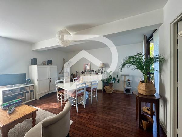 POITIERS APPARTEMENT MODERNE ET FONCTIONNEL