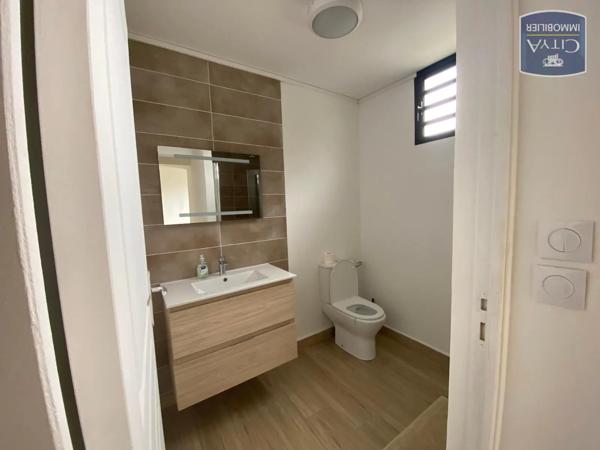 Appartement à louer 2 pièces 23m² Saint-Denis (97400)