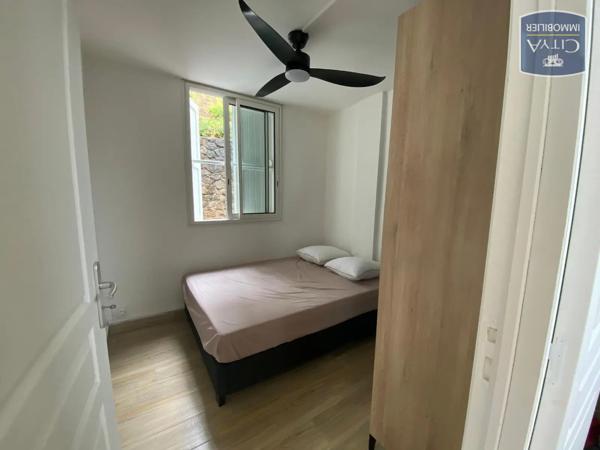 Appartement à louer 2 pièces 23m² Saint-Denis (97400)