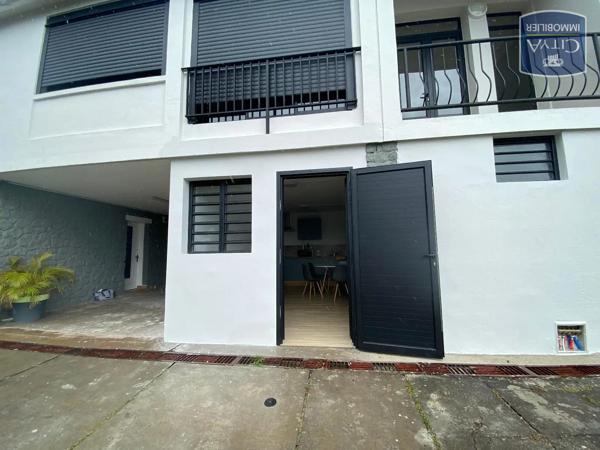 Appartement à louer 2 pièces 23m² Saint-Denis (97400)