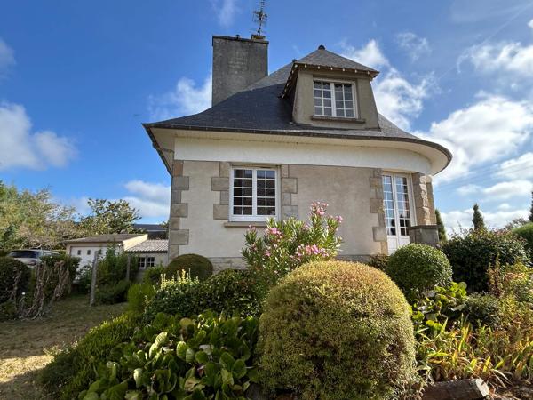 Maison familiale vue mer dans le centre ville de Cancale