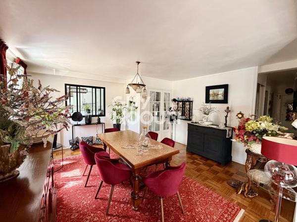 Appartement à vendre de 6 pièces de 98 m² à Reims Secteur PAIX / PASTEUR