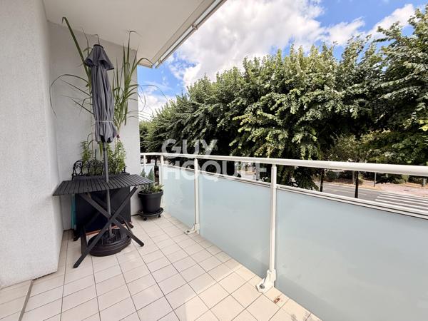 Appartement à vendre de 6 pièces de 98 m² à Reims Secteur PAIX / PASTEUR