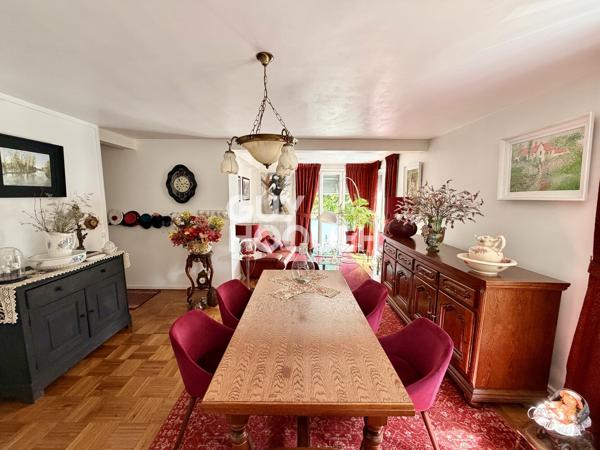 Appartement à vendre de 6 pièces de 98 m² à Reims Secteur PAIX / PASTEUR