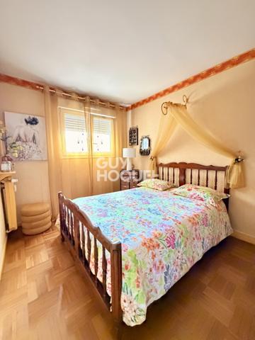 Appartement à vendre de 6 pièces de 98 m² à Reims Secteur PAIX / PASTEUR