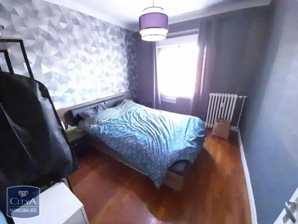 Appartement à louer 4 pièces 67.11m² Charleville-Mézières (08000)