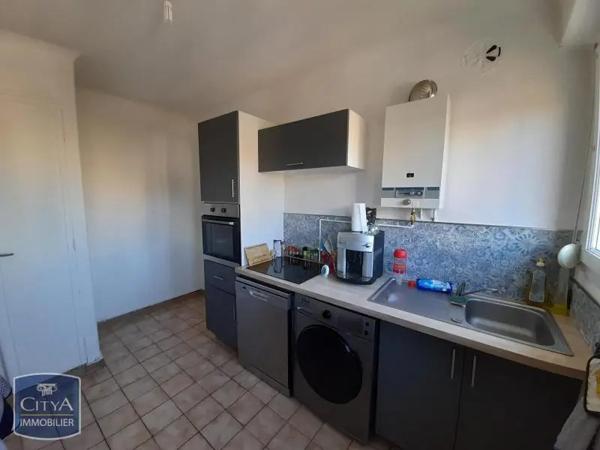 Appartement à louer 4 pièces 67.11m² Charleville-Mézières (08000)