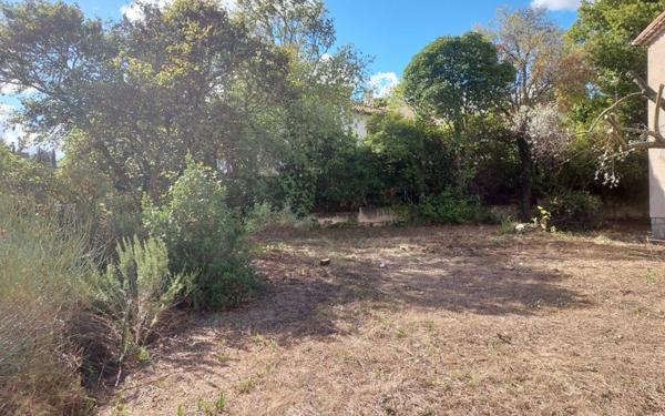 Terrain à vendre    Nîmes