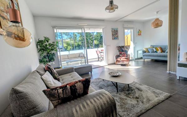 Appartement à vendre    4 pièces • 82 m2 La Garde