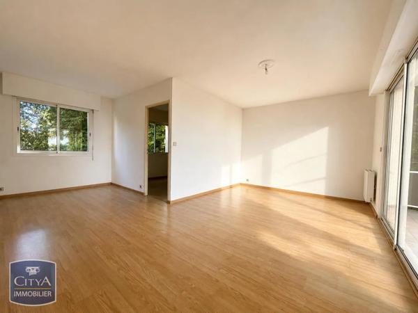 Appartement à vendre 4 pièces 70m² Saintes (17100)