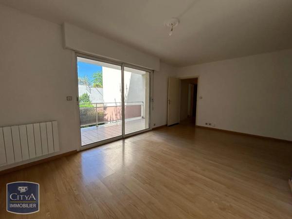 Appartement à vendre 4 pièces 70m² Saintes (17100)
