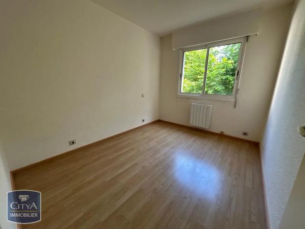 Appartement à vendre 4 pièces 70m² Saintes (17100)