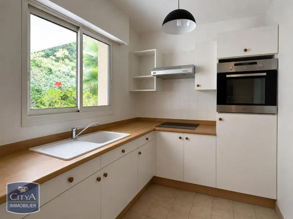 Appartement à vendre 4 pièces 70m² Saintes (17100)