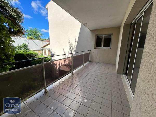 Appartement à vendre 4 pièces 70m² Saintes (17100)